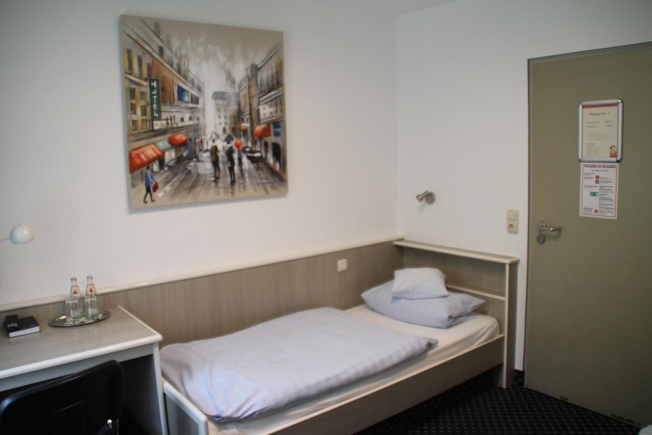 Autobahn Motel Siegerland Ost Siegen Exteriör bild